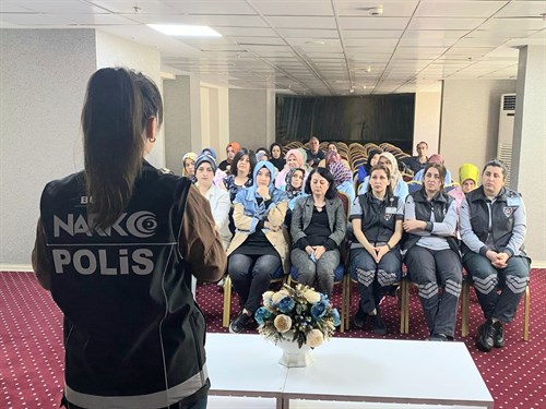 Narkotik Suçlarla Mücadele Şube Müdürlüğümüzce Eğitim, Bilgilendirme ve Farkındalık Faaliyetleri Gerçekleştirilmiştir.
